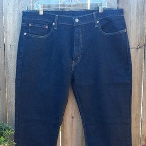 Like NEW! Men's Levi's 514 Straight Fit, Dark Blue Jeans. Size 38x30